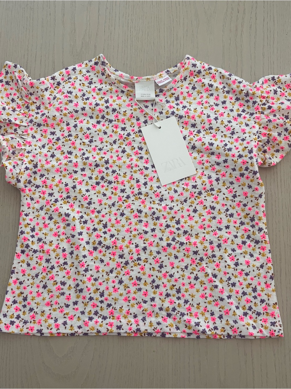 Zara White Short Sleeve Tee with Pink, Purple & Yellow Floral Print size 5T